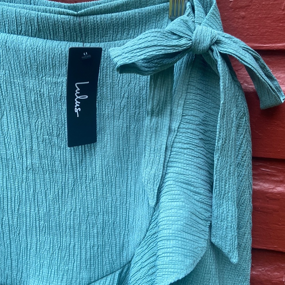 NWT Lulus Light Mint Green Ruffle Hem Wrap Skirt Women's Size M - Picture 2 of 9